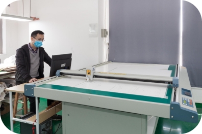 Paper pattern cutting machine